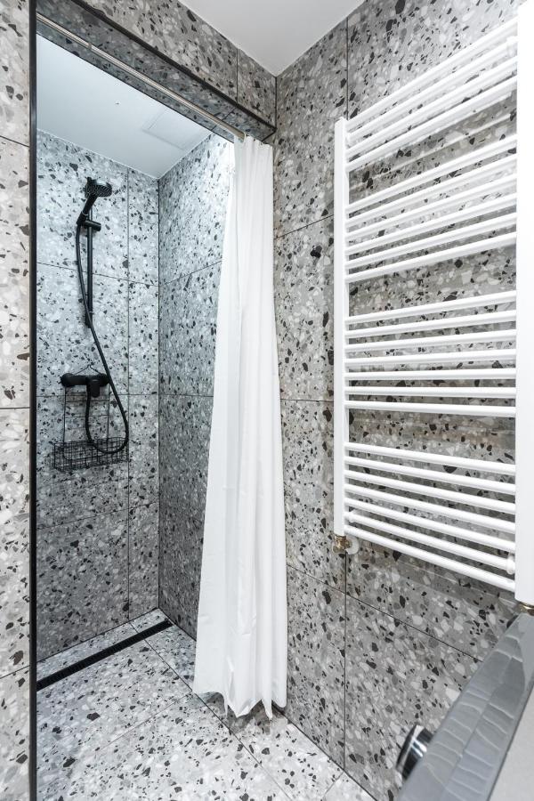 Luxury Peaceful Apartment By The St Stephen'S Basilica Budapeşte Dış mekan fotoğraf